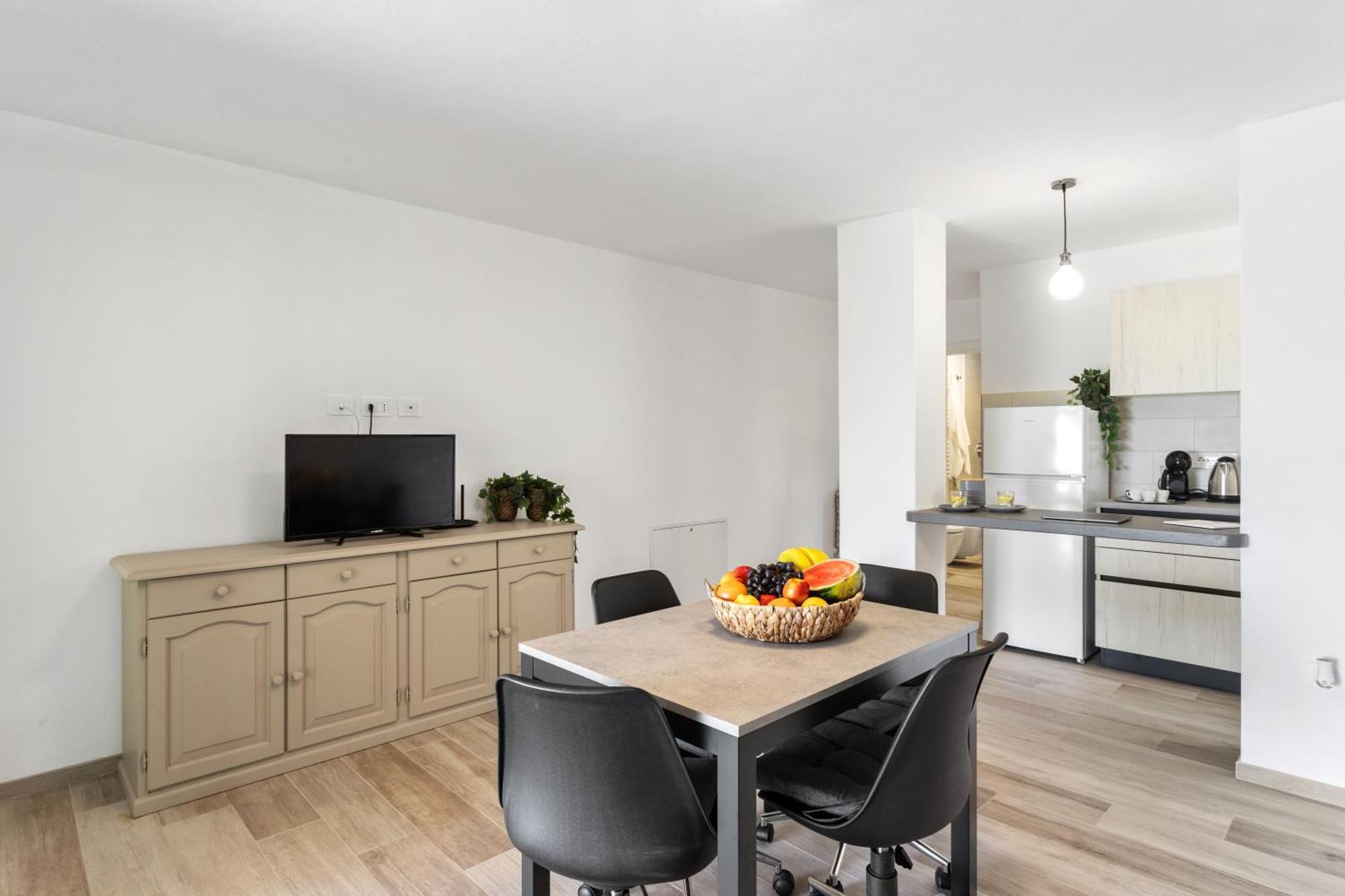 Homey Experience - Panorama Retreat Apartment